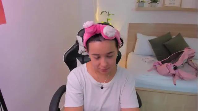 Image 4 of izaro_22 Stream on Chaturbate on 1 month ago