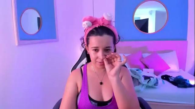Image 4 of izaro_22 Stream on Chaturbate on 13 days ago