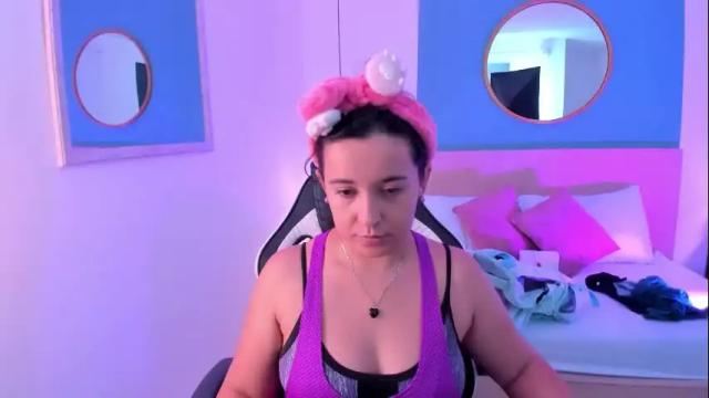 Image 7 of izaro_22 Stream on Chaturbate on 13 days ago