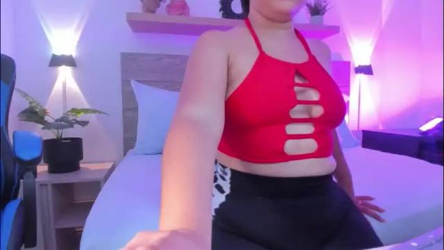 Image 7 of izaro_22 Stream on Chaturbate on 2 months ago