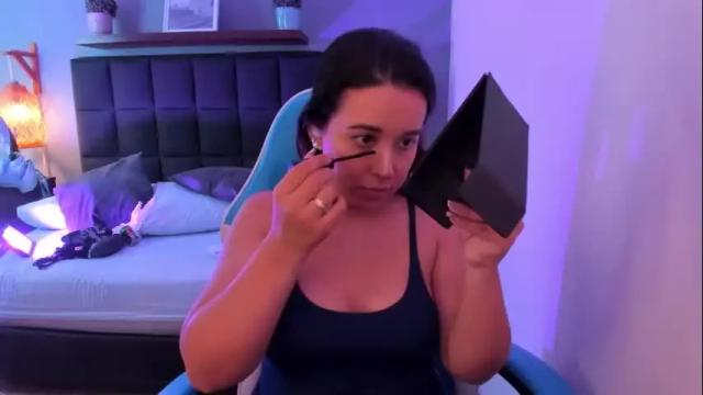 Image 8 of izaro_22 Stream on Chaturbate on 1 month ago