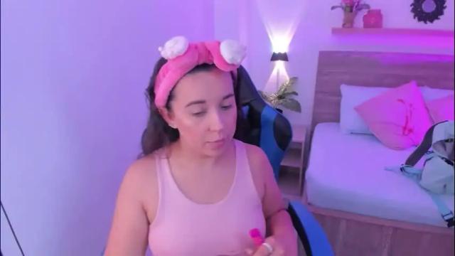 Image 4 of izaro_22 Stream on Chaturbate on 27 days ago