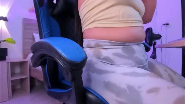 Image 12 of izaro_22 Stream on Chaturbate on 1 month ago