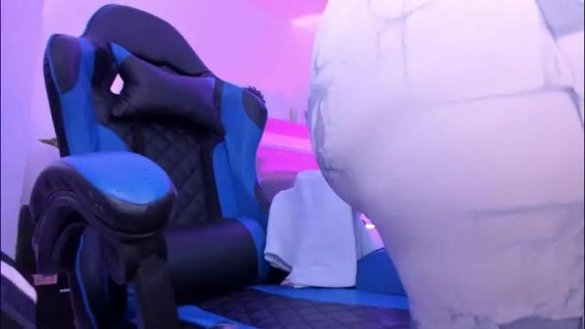 Image 7 of izaro_22 Stream on Chaturbate on 1 month ago