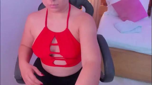 Image 4 of izaro_22 Stream on Chaturbate on 24 days ago