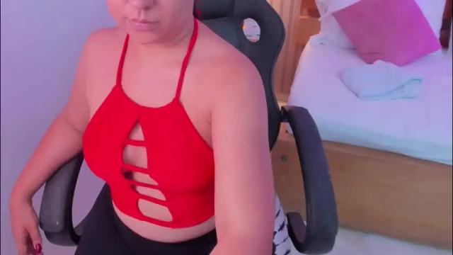 Image 6 of izaro_22 Stream on Chaturbate on 24 days ago