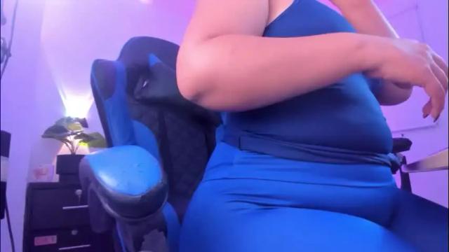 Image 3 of izaro_22 Stream on Chaturbate on 5 hours ago