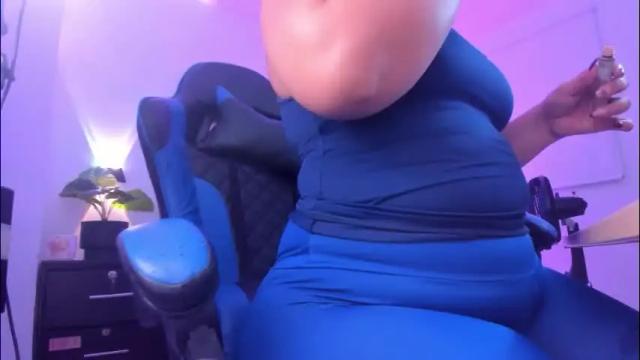 Image 7 of izaro_22 Stream on Chaturbate on 5 hours ago