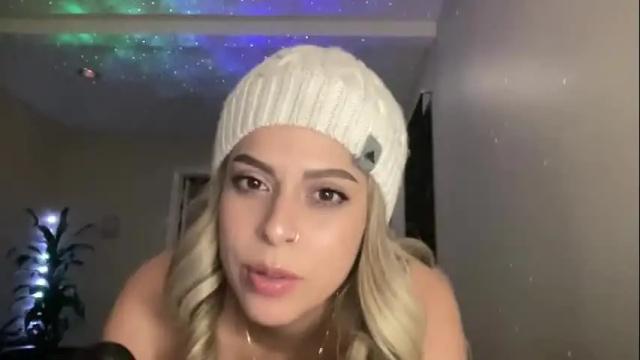 Image 3 of izcah_g Stream on Chaturbate on 16 days ago