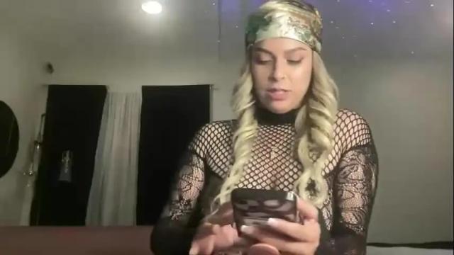 Image 6 of izcah_g Stream on Chaturbate on 15 days ago