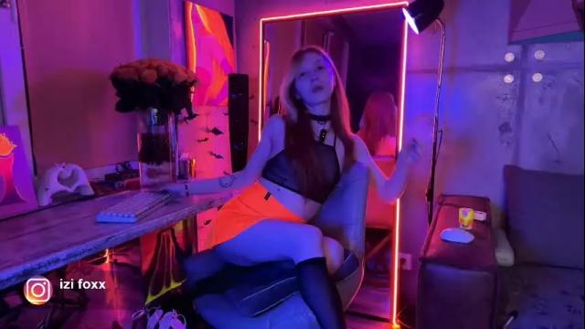 Image 3 of izi_fox Stream on Chaturbate on 1 month ago