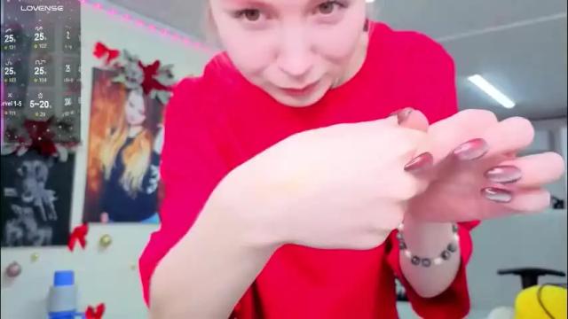 Image 6 of izi_fox Stream on Chaturbate on 19 days ago