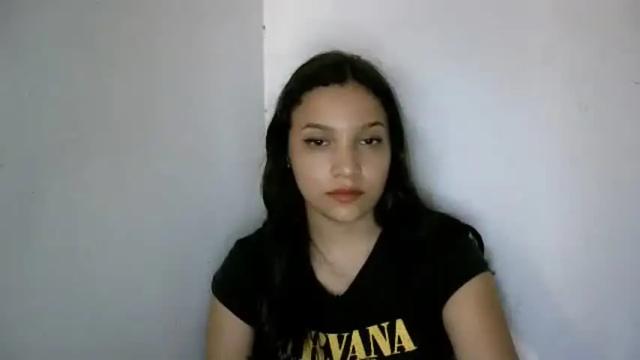 Image 6 of izzy_32 Stream on Chaturbate on 13 months ago