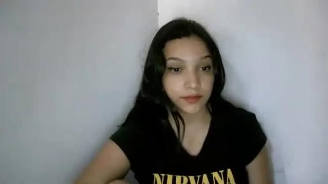 Image 8 of izzy_32 Stream on Chaturbate on 13 months ago