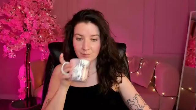 Image 4 of jackiebard Stream on Chaturbate on 1 month ago