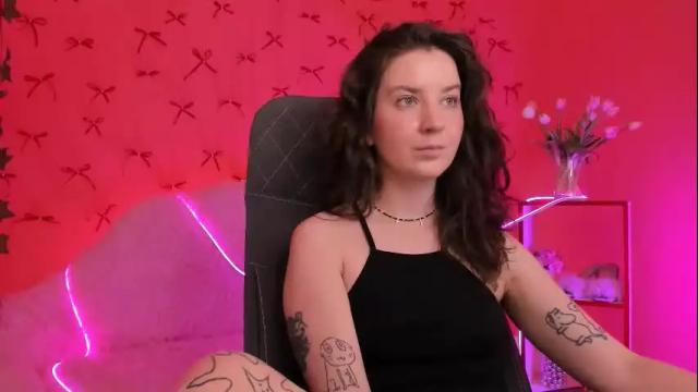 Image 3 of jackiebard Stream on Chaturbate on 1 month ago