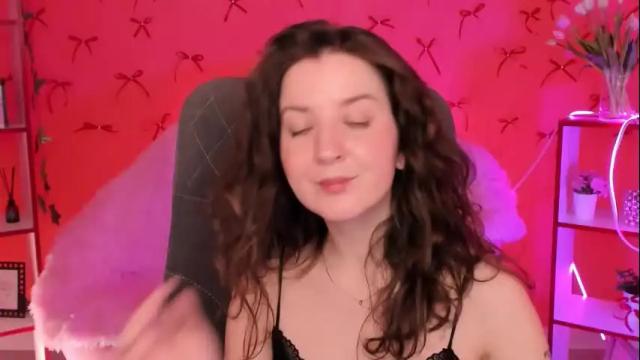 Image 2 of jackiebard Stream on Chaturbate on 1 month ago