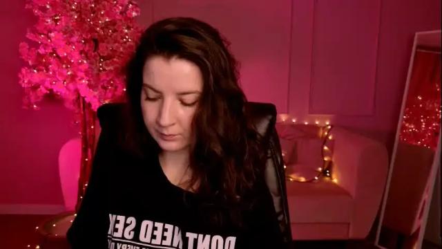 Image 2 of jackiebard Stream on Chaturbate on 28 days ago