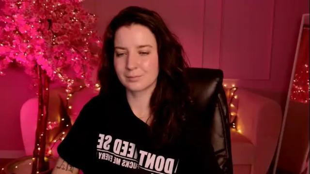 Image 8 of jackiebard Stream on Chaturbate on 28 days ago