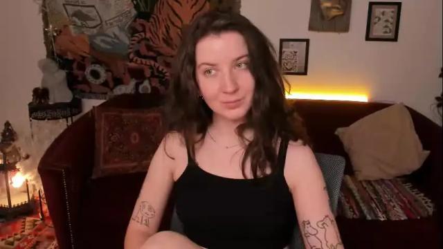 Image 3 of jackiebard Stream on Chaturbate on 13 days ago