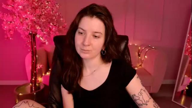Image 3 of jackiebard Stream on Chaturbate on 15 days ago