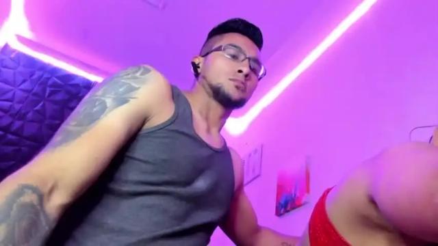 Image 6 of jackson_and_sasha Stream on Chaturbate on 19 months ago