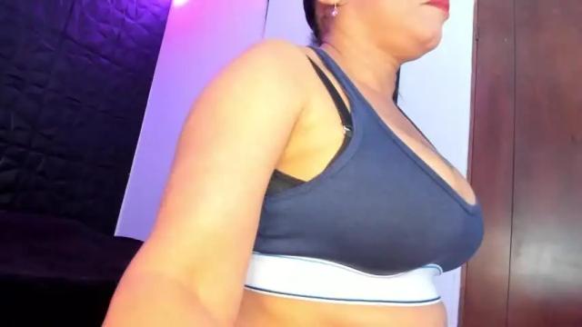 Image 2 of jackson_and_sasha Stream on Chaturbate on 19 months ago