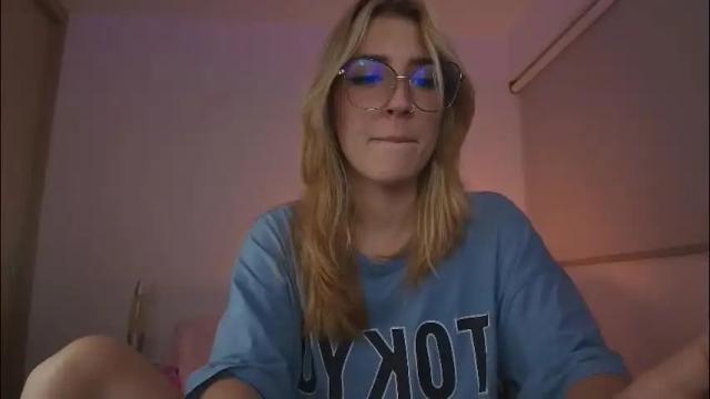Image 11 of jacky_croft Stream on Chaturbate on 1 month ago