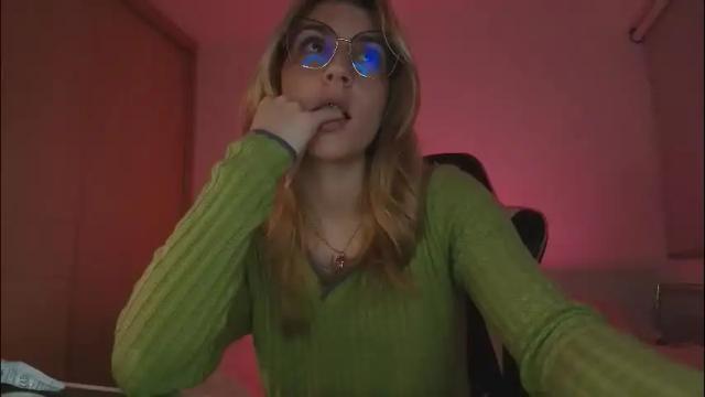 Image 12 of jacky_croft Stream on Chaturbate on 24 days ago