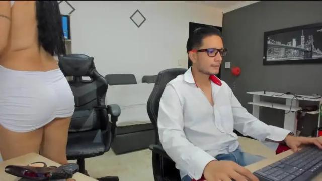 Image 3 of jacob_a_samanta Stream on Chaturbate on 17 months ago