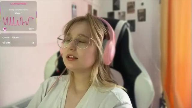Image 12 of jacywinslat Stream on Chaturbate on 1 month ago