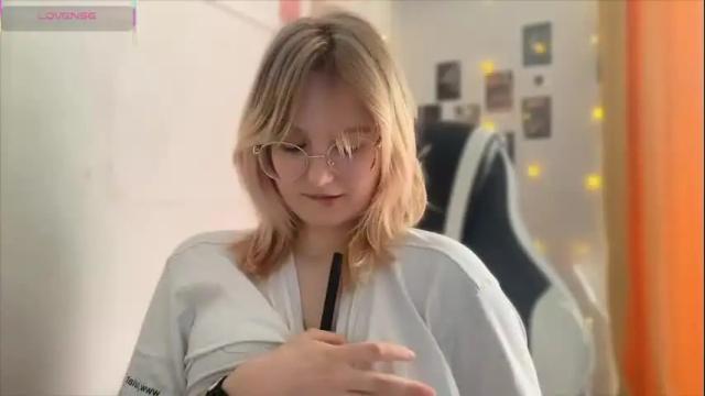 Image 4 of jacywinslat Stream on Chaturbate on 1 month ago