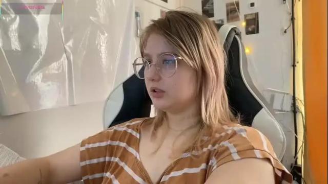 Image 10 of jacywinslat Stream on Chaturbate on 1 month ago
