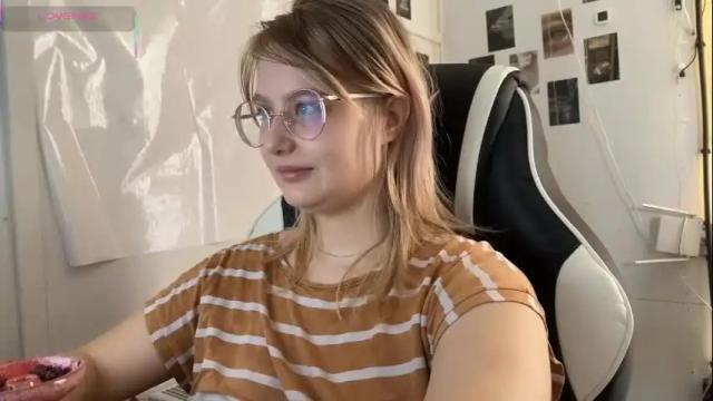Image 12 of jacywinslat Stream on Chaturbate on 1 month ago