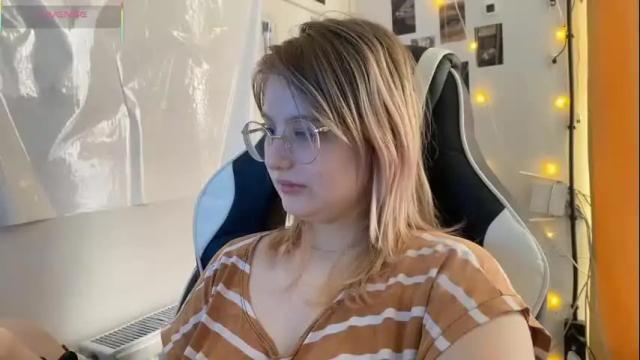 Image 7 of jacywinslat Stream on Chaturbate on 1 month ago