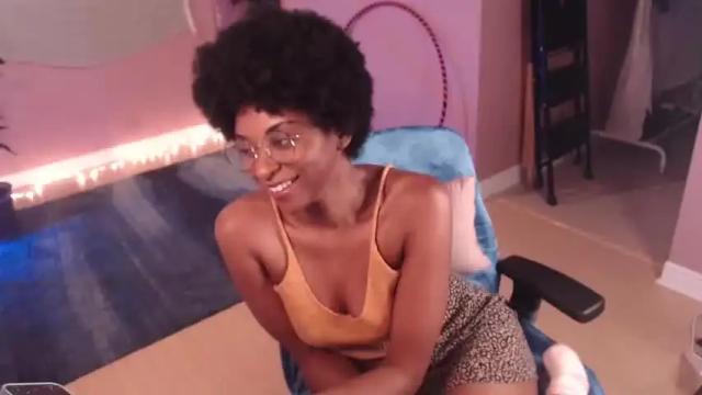 Image 10 of jada_valentine Stream on Chaturbate on 14 months ago