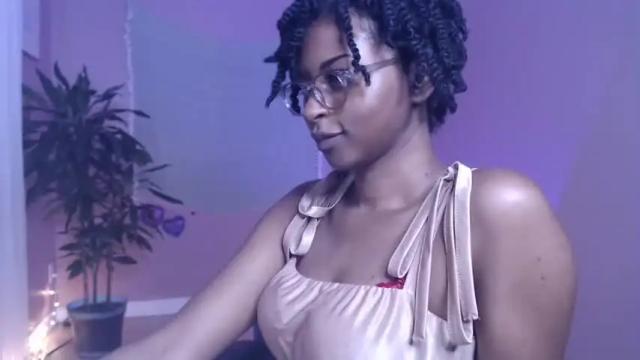 Image 11 of jada_valentine Stream on Chaturbate on 17 months ago