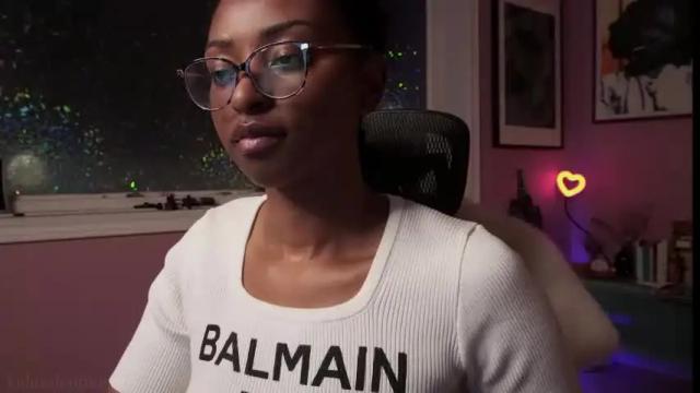Image 4 of jada_valentine Stream on Chaturbate on 2 months ago