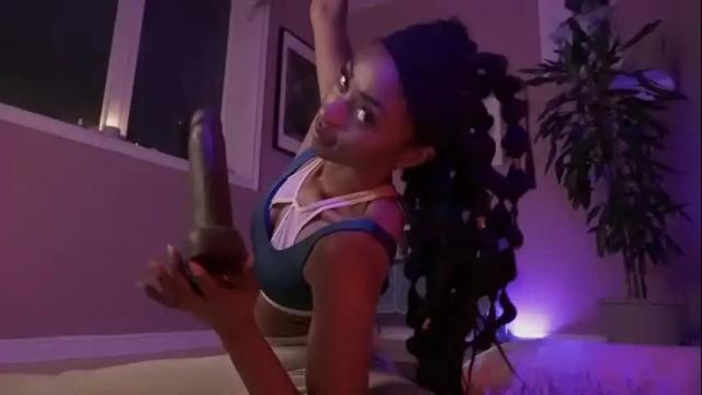 Image 10 of jada_valentine Stream on Chaturbate on 2 months ago