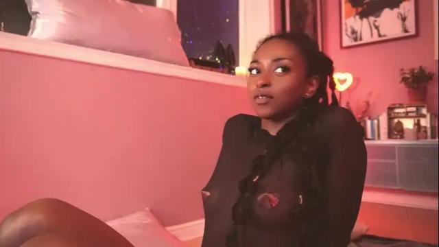 Image 3 of jada_valentine Stream on Chaturbate on 1 month ago