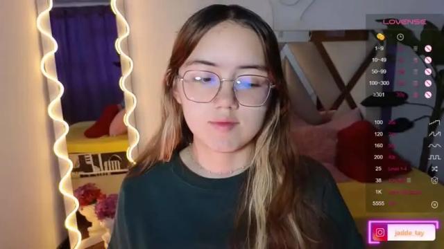 Image 12 of jaddee_tay Stream on Chaturbate on 21 months ago