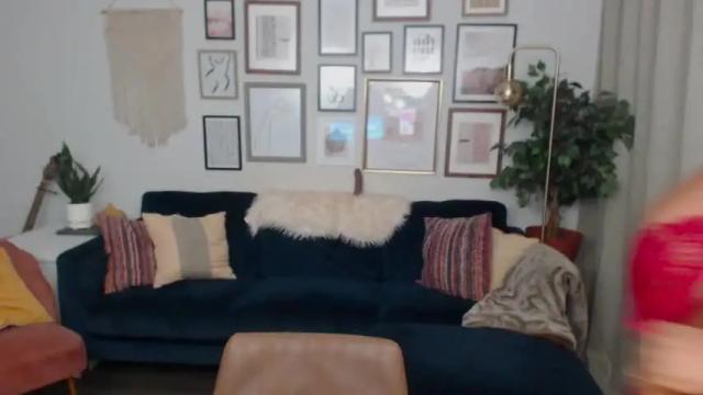 Image 2 of jade1677 Stream on Chaturbate on 13 months ago