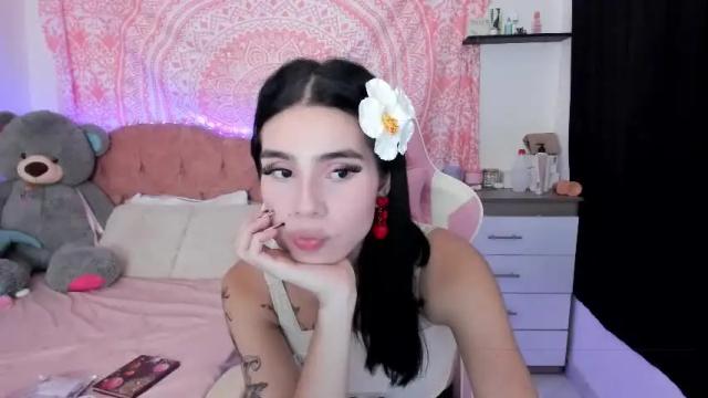Image 2 of jade__weed Stream on Chaturbate on 1 month ago