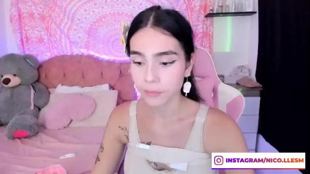 Image 10 of jade__weed Stream on Chaturbate on 1 month ago
