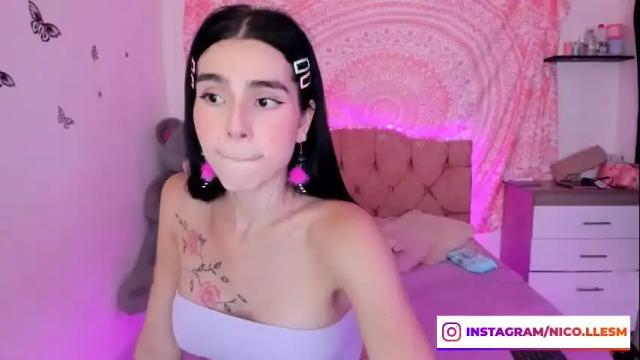 Image 12 of jade__weed Stream on Chaturbate on 1 month ago