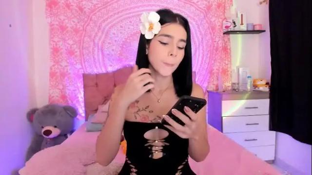 Image 7 of jade__weed Stream on Chaturbate on 15 days ago