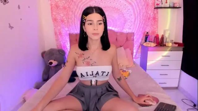 Image 7 of jade__weed Stream on Chaturbate on 9 days ago