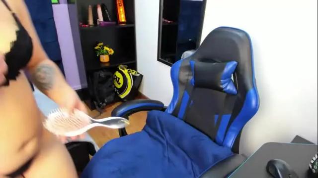Image 8 of jade_brown_ Stream on Chaturbate on 8 days ago
