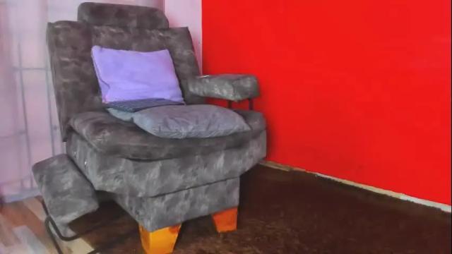 Image 4 of jade_brunnette Stream on Chaturbate on 1 month ago