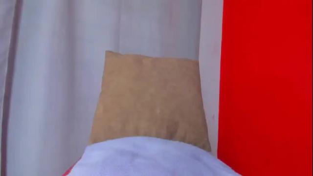 Image 3 of jade_brunnette Stream on Chaturbate on 1 month ago